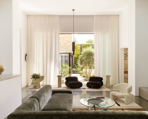 Ambroise Tézenas - Victorian warehouse